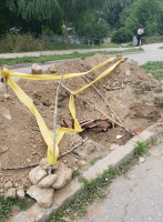 снимка 1 Разкопан тротоар след ремонт на ЧЕЗ