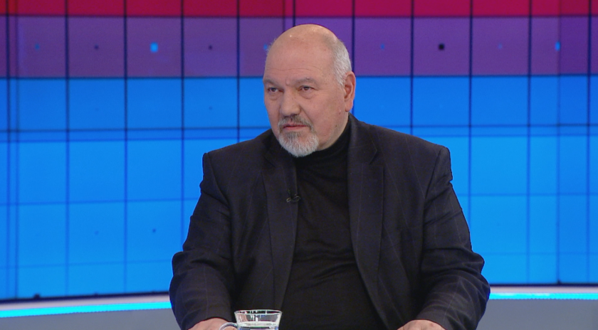 Проф. Александър Маринов: Президентът се старае да отстоява българския национален интерес