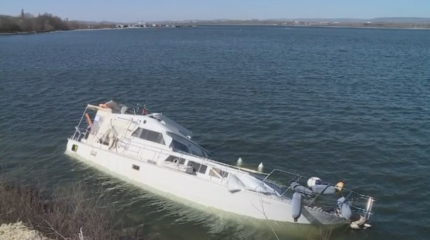 Спасиха британка, след като лодката и потъна във Варненското езеро