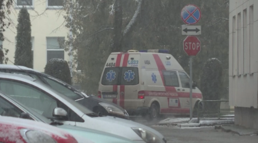 Нови случаи на коронавирус, отменят се масови прояви