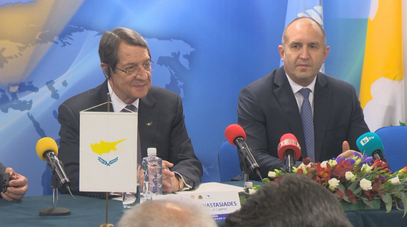 Президентите на България и Кипър откриха съвместен бизнес форум в София