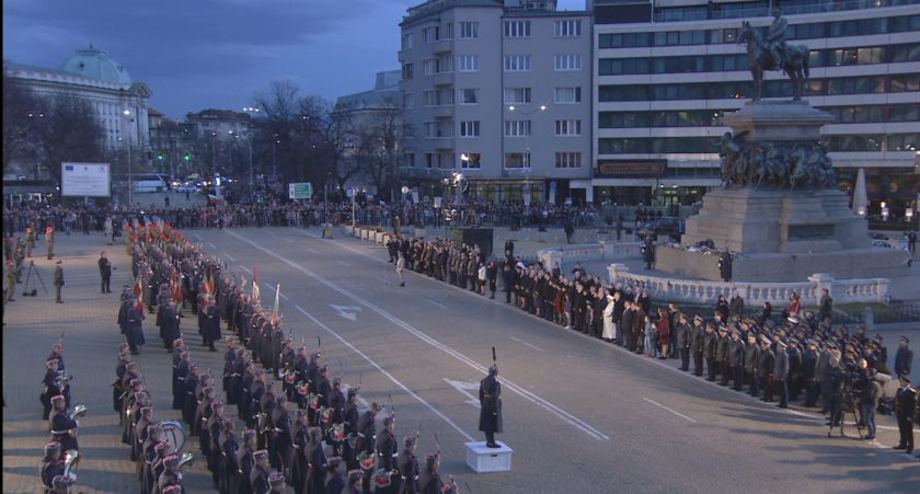 Тържествена заря-проверка по случай 3 март