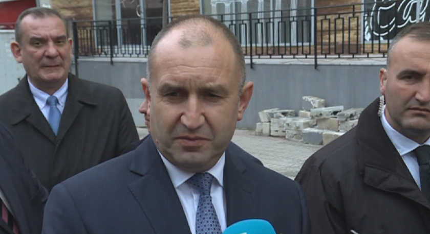 Румен Радев: Протестът на медицинските сестри не е проблем на сигурността, а на здравеопазването