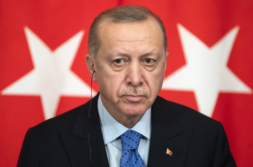 Ердоган: Турция ще държи границите си към Европа отворени за мигрантите