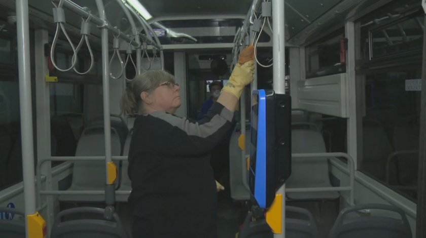 Дезинфекция на градския транспорт в София и на крайните спирки от днес
