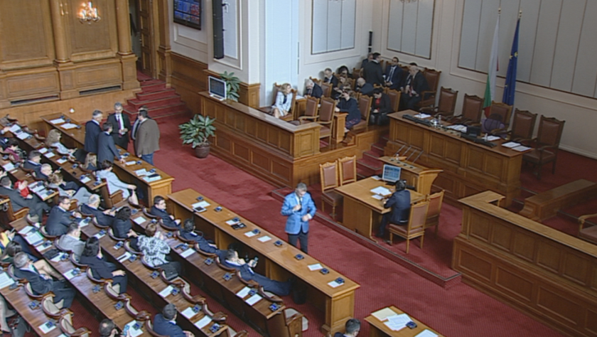 Обсъждат проекта за Закон за мерките по време на извънредното положение