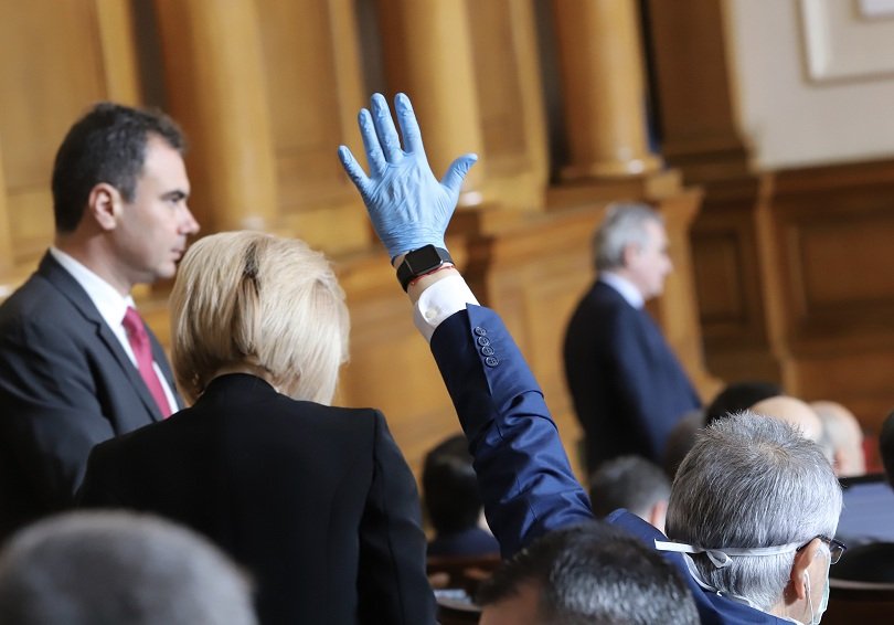 депутатите гласуват окончателно закона мерките време извънредното положение