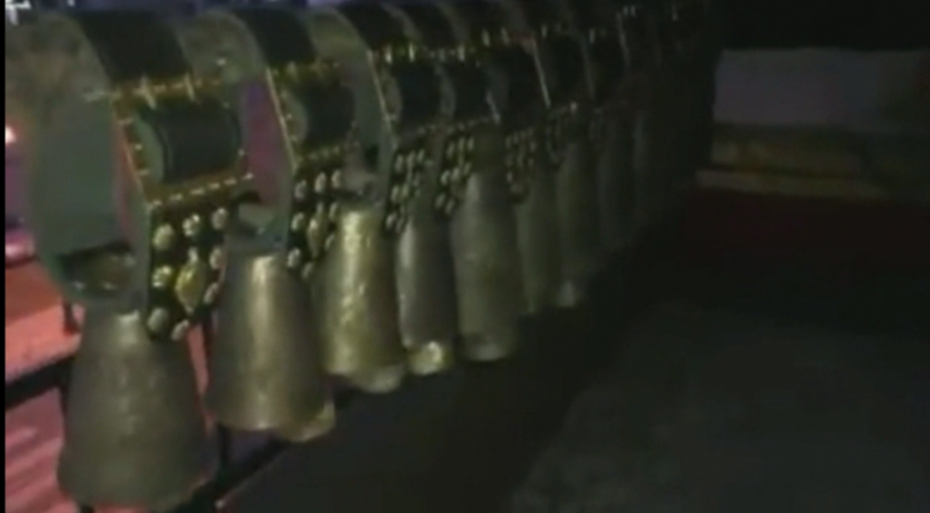 Специален флашмоб в Банско, хората посрещнаха втория ден от карантината