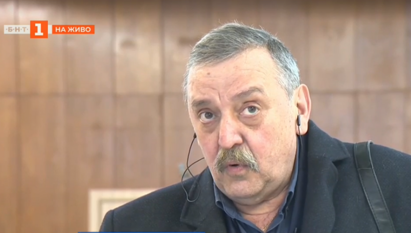 Проф. Тодор Кантарджиев: Пазете възрастните хора