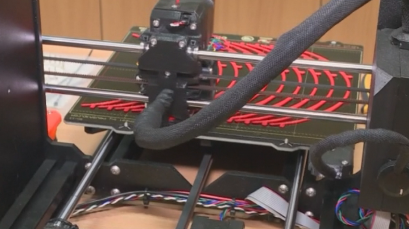 Русенският университет произвежда части за дихателни апарати