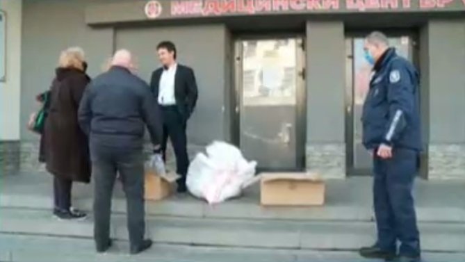 Синдикалната федерация на МВР с дарение за пловдивската болница "Св. Мина"