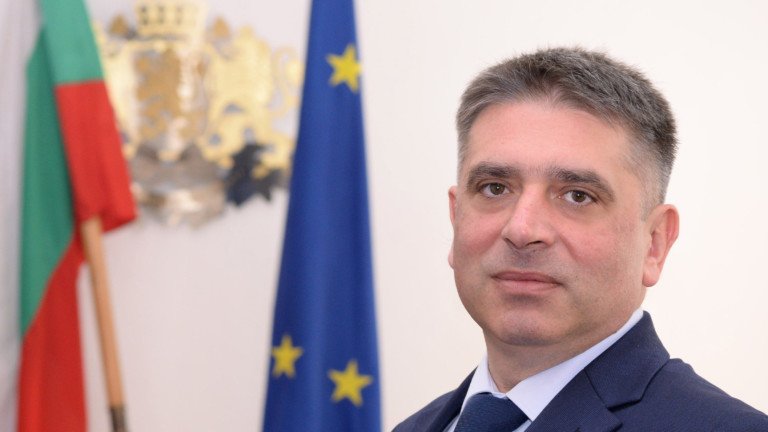 Кирилов определи като положително решението на ЕК да прекрати наказателни процедури