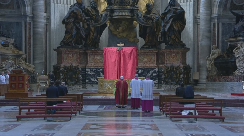 Папа Франциск отслужи служба в празната базилика "Свети Петър"