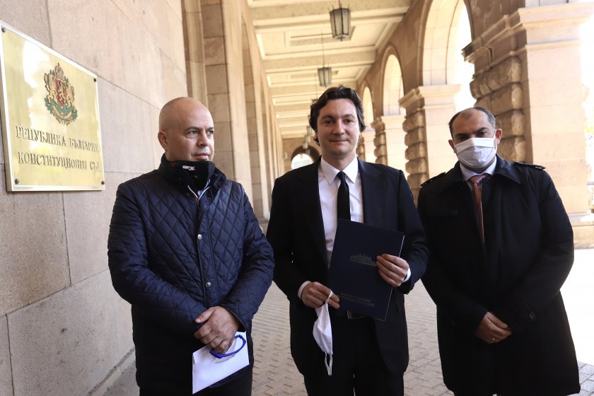 БСП сезира КС заради текстове в Закона за извънредното положение