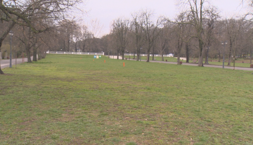 столична община забраната разходки паркове градски градини продължава сила