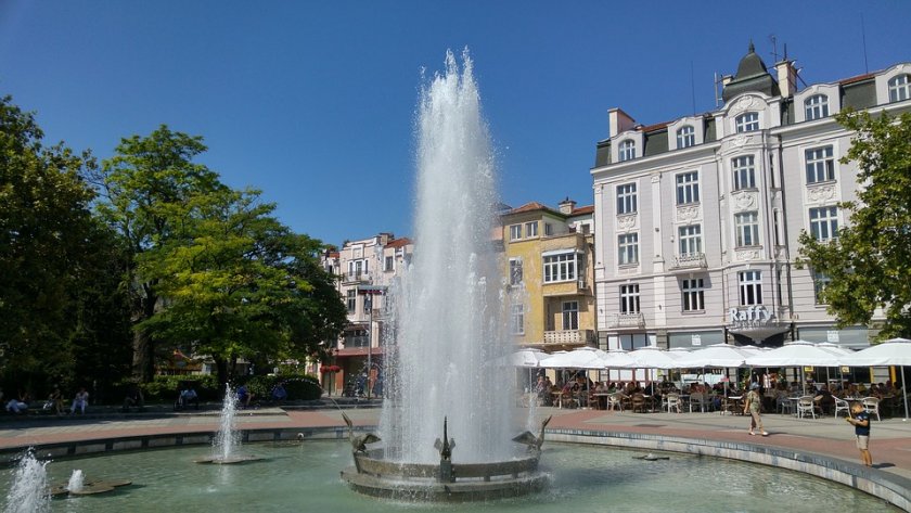 Пловдив отваря 9 зони за разходка от утре