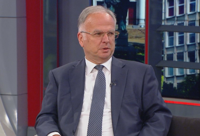 Боян Чуков: Отмяната на редовните брифинги на Щаба е удачен ход