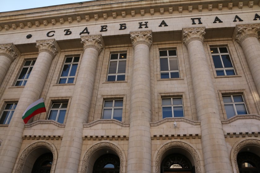 Отстраниха Лозан Панов като стопанин на Съдебната палата