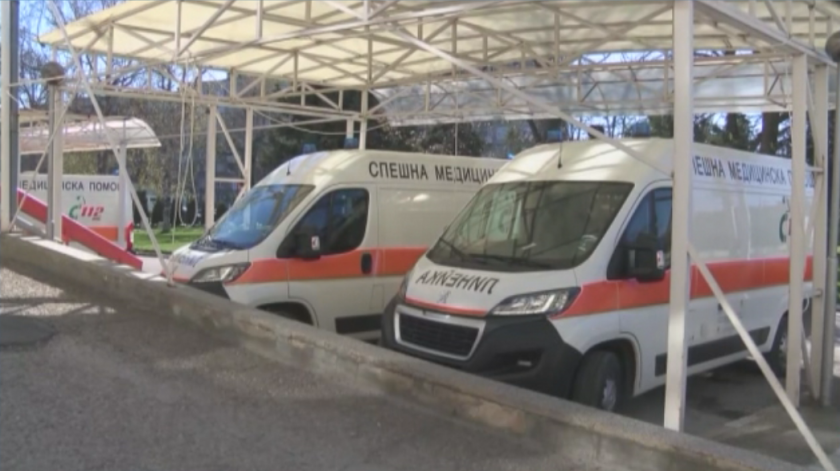 Още 2 медицински лица от МБАЛ-Пазарджик са с коронавирус