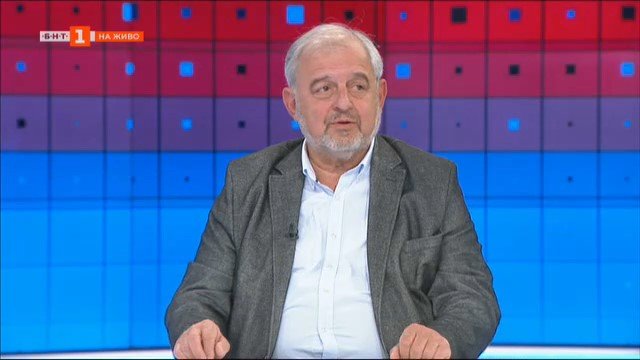 Проф. Илчев: Трябва да вървим към приемни изпити от типа на американските и английските университети