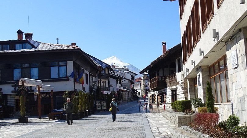 Банско се готви за посрещане на туристи през летния сезон