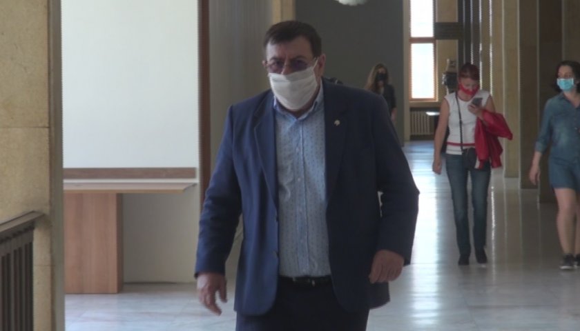 Съдът пусна Бенчо Бенчев да се лекува в Турция