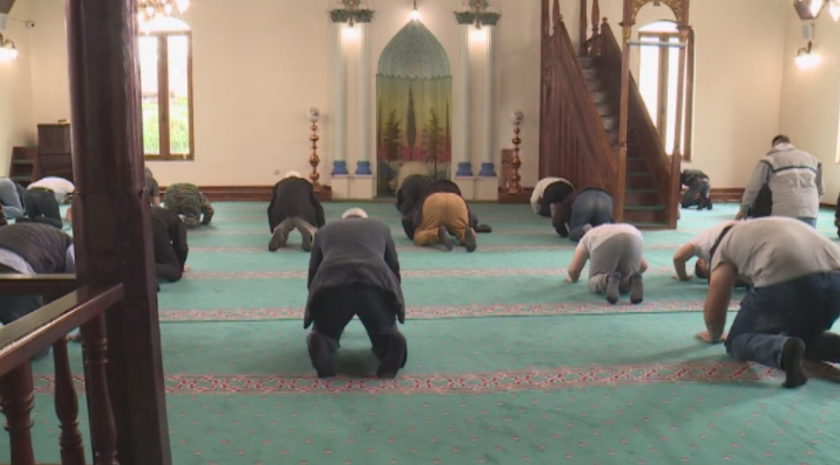 У нас мюсюлманите посрещат Рамазан Байрам при строги противоепидемични мерки