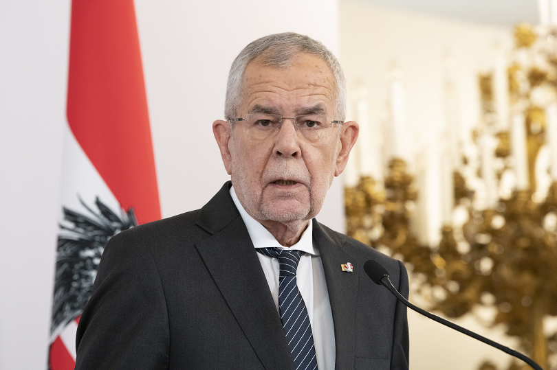 австрийският президент наруши наложените ограничения