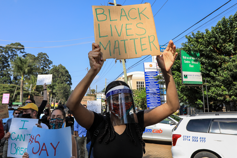 Десетки градове в САЩ са обхванати от протести, Тръмп заплаши да разположи армията