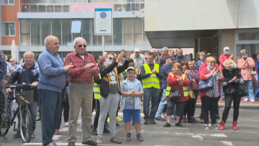 Протест в Самоков срещу освобождаването на дрогирания шофьор, блъснал жена