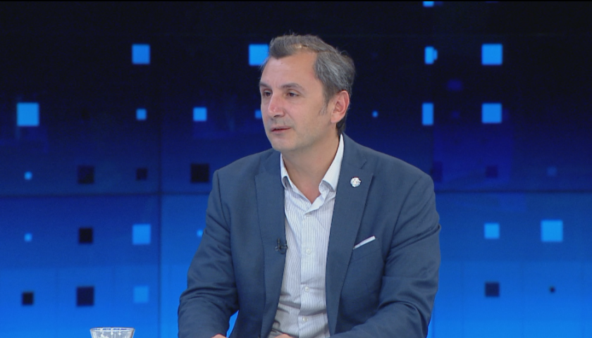 Доц. Михаил Околийски: Неразпространението на COVID-19 зависи от отговорността на всеки един от нас