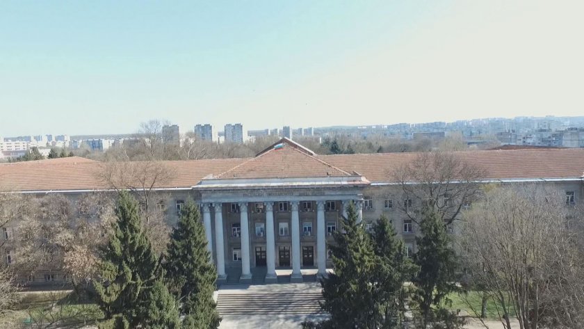 русенският университет очаква бъдещите студенти подават документи юли