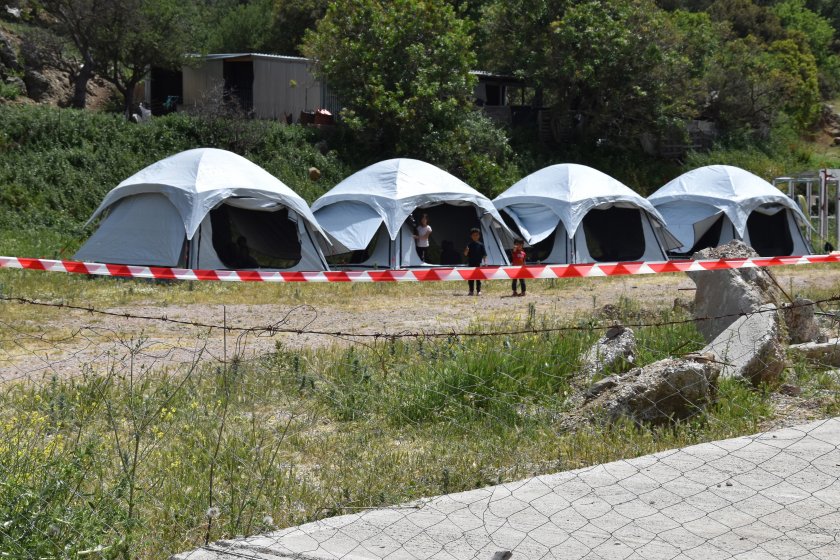 гърция удължи ограниченията мигрантските лагери юли