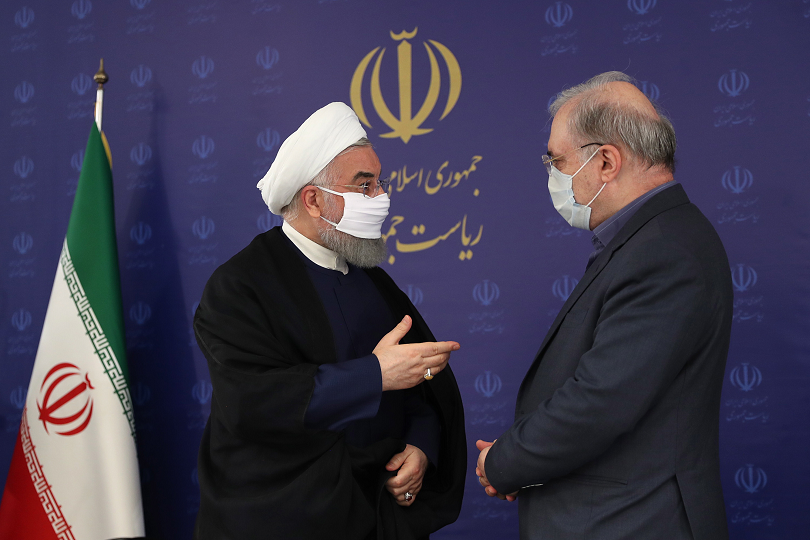 иран затяга контрола носенето маски