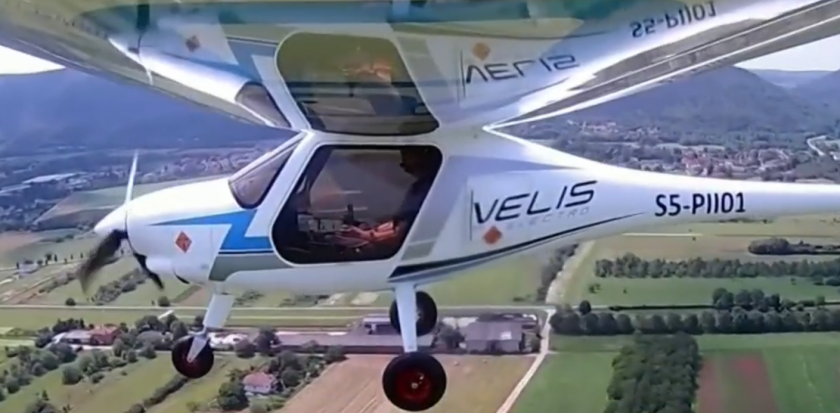 Словения произведе първия в света изцяло електрически самолет