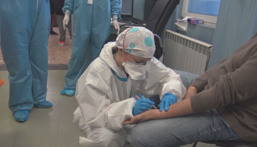 НЗОК и БЛС решават за клиничната пътека за COVID-19 и PCR тестовете