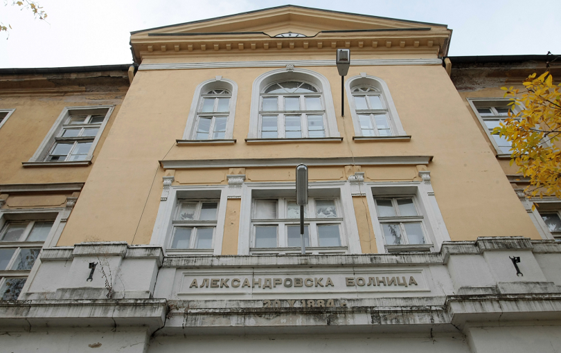 Силната буря в София е нанесла материални щети по сгради на Александровска болница