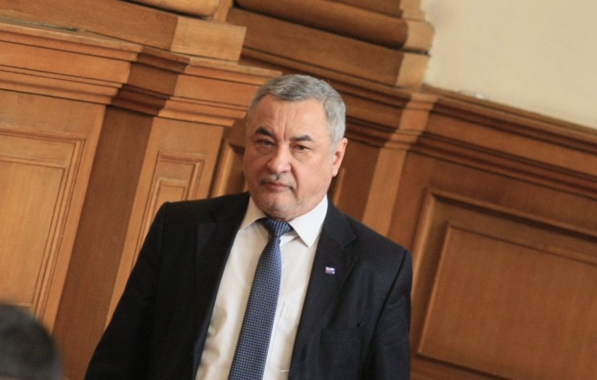 Валери Симеонов пред БНТ: Изненадан съм от оставките, нямам нищо против