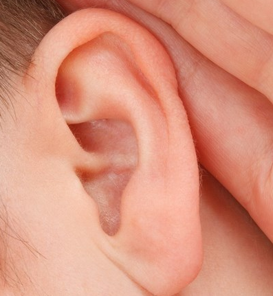 първи път бургас направиха сложна операция връщане слуха