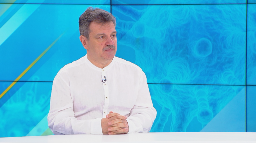 Д-р Симидчиев: Епидемичният процес не стихва