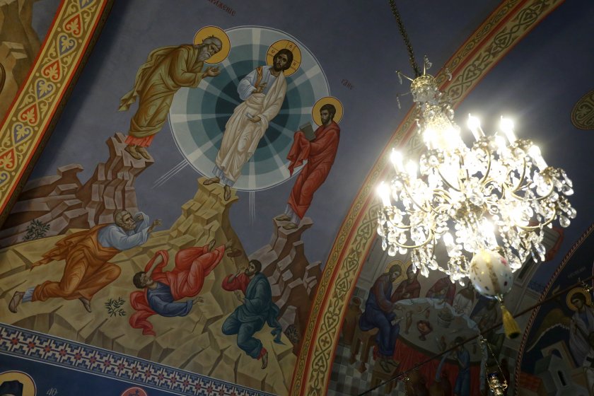 Днес е Преображение Господне