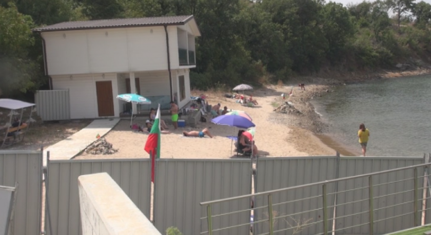 Всеки уикенд на Росенец ще се провежда протестно плажуване