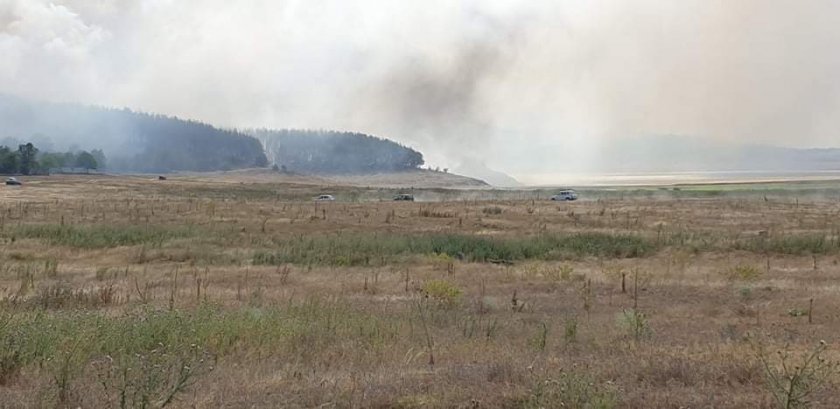 военни включиха потушаването пожарите хасковско