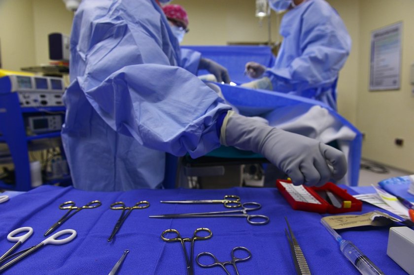 двама високорискови пациенти спасени иновативна сърдечна операция първи път нас