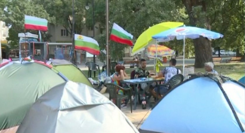 7 линии на градския транспорт във Варна с променен маршрут заради палатковия лагер