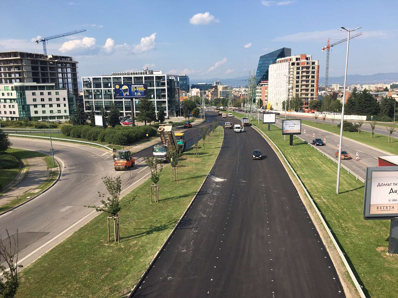 пускат част обновения бул българия столицата ремонтът продължава