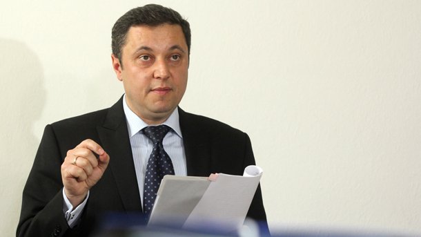 Яне Янев: Проектът на ГЕРБ за нова Конституция е изключително семпъл и повърхностен