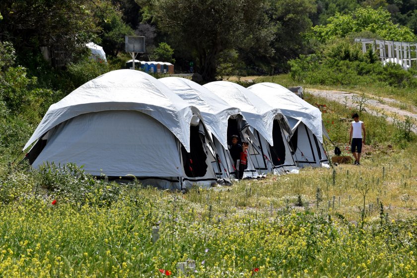 първи случай коронавирус бежански лагер гърция
