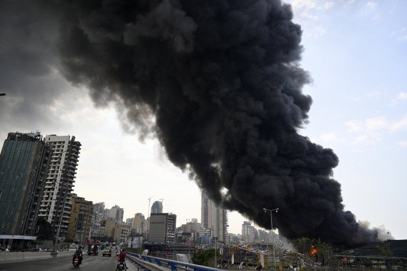 пожар пристанището бейрут