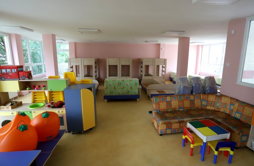Родители от Русе не искат да затварят детските градини, въпреки COVID-19 в тях